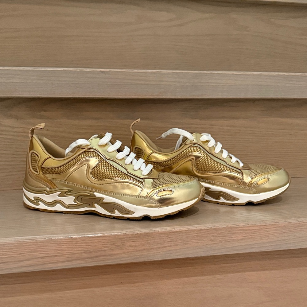Sandro Iconic Flame Sneakers in Metallic Gold size 38
